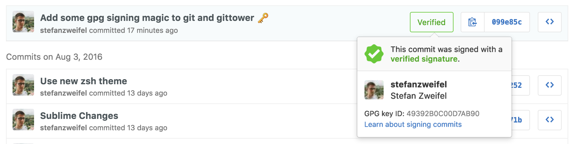 Screenshot of a signed Commit on github.com